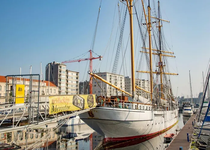 In With Stunning Sea Views * Ostende