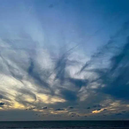 In With Stunning Sea Views Feriehus *